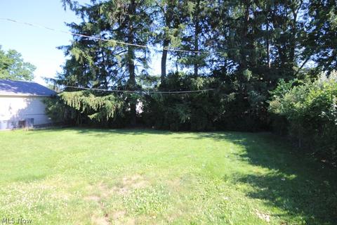 10610 Windham Rd, Parma, OH 44130 photo 24