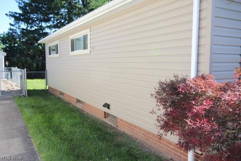 10610 Windham Rd, Parma, OH 44130 photo 19