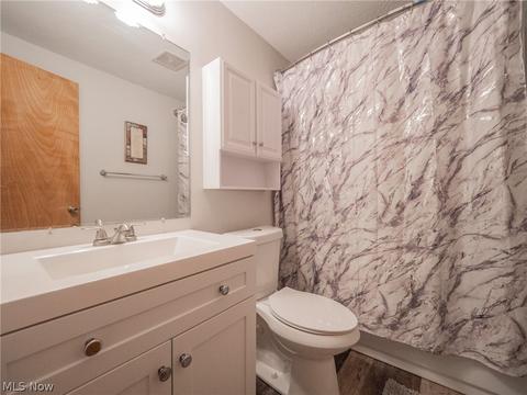 269 Boston Ave, Elyria, OH 44035 photo 8