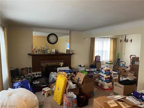 240 E 250th St, Euclid, OH 44132 photo 9
