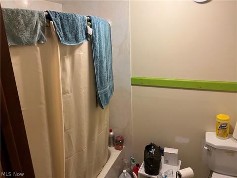 240 E 250th St, Euclid, OH 44132 photo 20