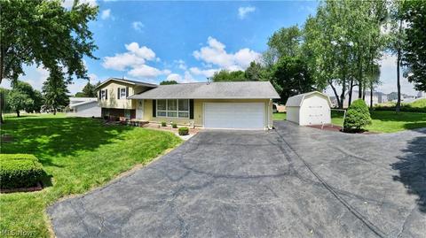 7075 Northview Ave NE, Canton, OH 44721 photo 3