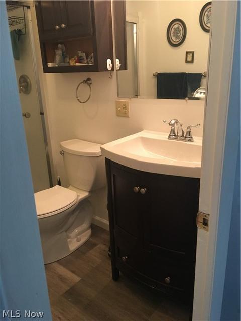 327 Pasadena Ave, Elyria, OH 44035 photo 16