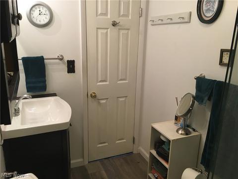 327 Pasadena Ave, Elyria, OH 44035 photo 18