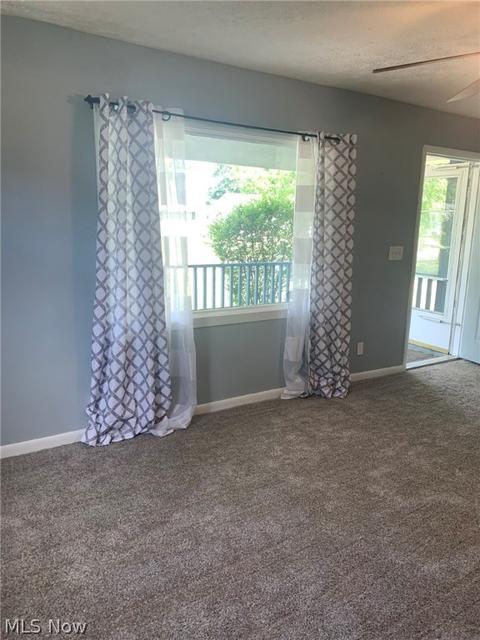 327 Pasadena Ave, Elyria, OH 44035 photo 3