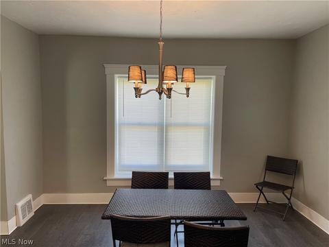 58 Shaefer St, Akron, OH 44311 photo 5