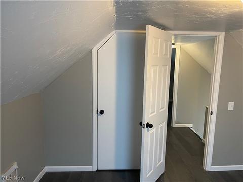 58 Shaefer St, Akron, OH 44311 photo 19