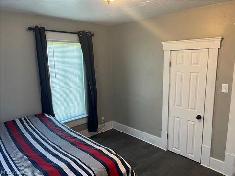 58 Shaefer St, Akron, OH 44311 photo 10