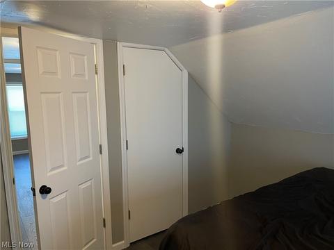 58 Shaefer St, Akron, OH 44311 photo 17