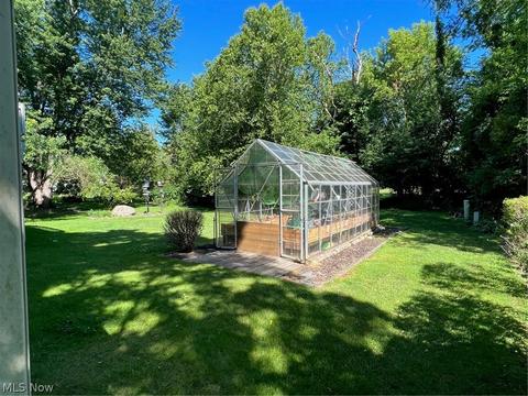 413 Adamle Dr, Kent, OH 44240 photo 4