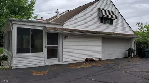 702 Abbe Rd N, Elyria, OH 44035 photo 24