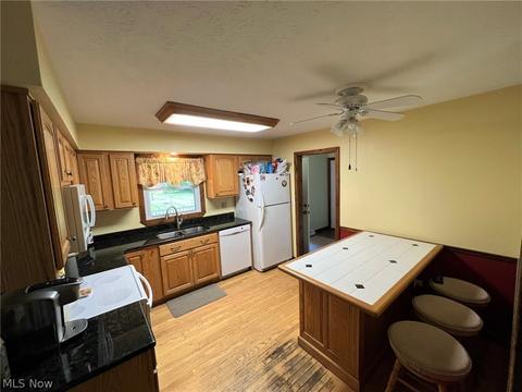 6434 Ledge Rd, Thompson, OH 44086 photo 10