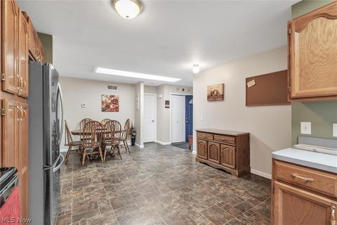 6922 State Route 303, Windham, OH 44288 photo 9
