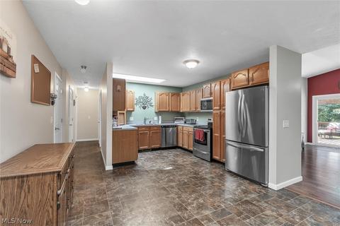 6922 State Route 303, Windham, OH 44288 photo 10