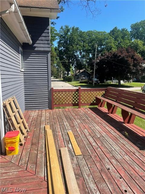 1742 W 14th St, Ashtabula, OH 44004 photo 8