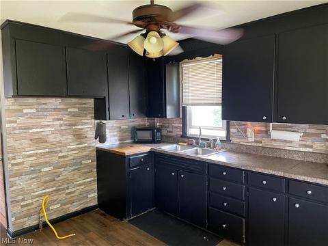 2426 E 32nd St, Lorain, OH 44055 photo 6