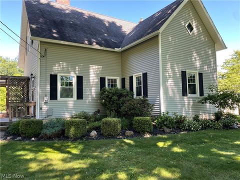 4135 Hattrick Rd, Rootstown, OH 44272 photo 3