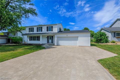 159 Buckingham Dr, Elyria, OH 44035 photo 2