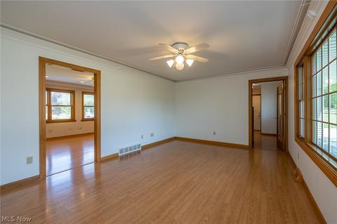 159 Buckingham Dr, Elyria, OH 44035 photo 8