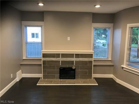 145 E 203rd St, Euclid, OH 44123 photo 15