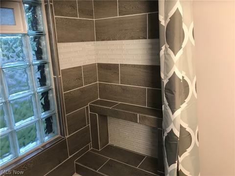 145 E 203rd St, Euclid, OH 44123 photo 19