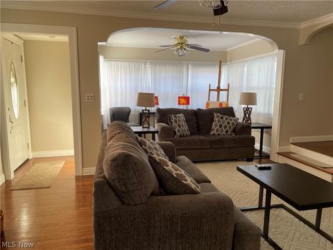 169 Longfellow St, Elyria, OH 44035 photo 4