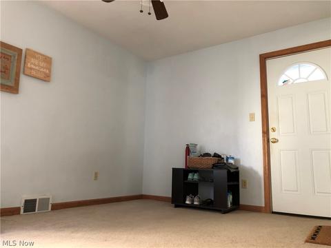 8211 Covington Ave, Parma, OH 44129 photo 16