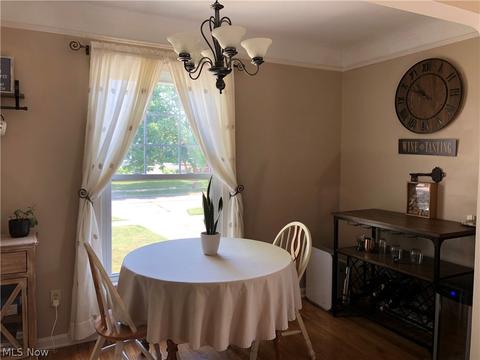 8211 Covington Ave, Parma, OH 44129 photo 7