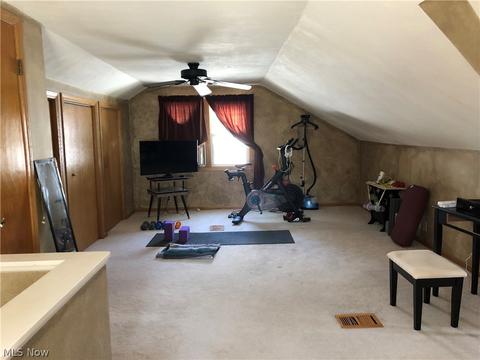 8211 Covington Ave, Parma, OH 44129 photo 23