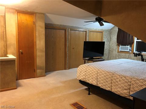8211 Covington Ave, Parma, OH 44129 photo 19