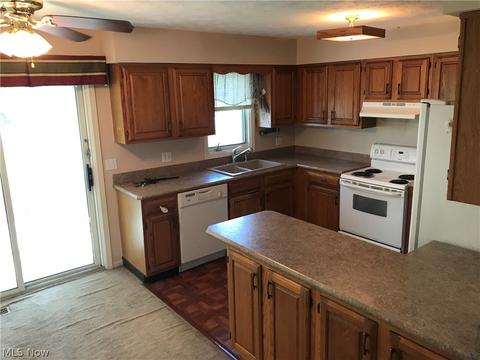 129 Schadden Rd, Elyria, OH 44035 photo 8