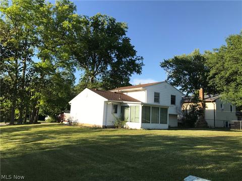 129 Schadden Rd, Elyria, OH 44035 photo 3
