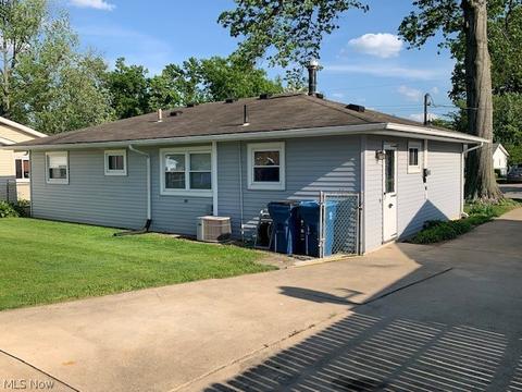 2021 E 39th St, Lorain, OH 44055 photo 17