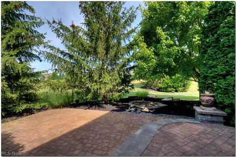 7482 Capilano Dr, Solon, OH 44139 photo 32