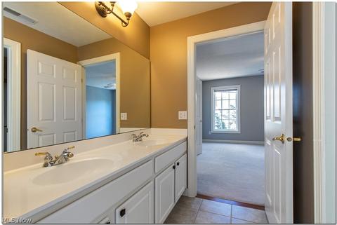 7482 Capilano Dr, Solon, OH 44139 photo 23