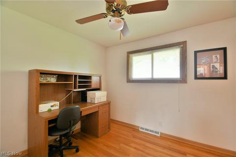 5683 Rangeview Dr, Seven Hills, OH 44131 photo 13