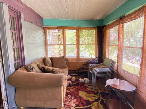 812 Work Dr, Akron, OH 44320 photo 5