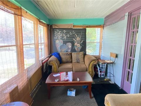 812 Work Dr, Akron, OH 44320 photo 6