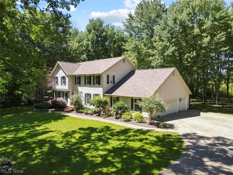 6804 Killdeer Dr, Canfield, OH 44406 photo 1