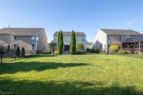 131 Stonepointe Dr, Berea, OH 44017 photo 32