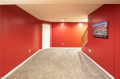 131 Stonepointe Dr, Berea, OH 44017 photo 29