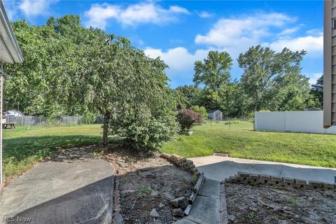 8564 Usher Rd, Olmsted Twp, OH 44138 photo 24