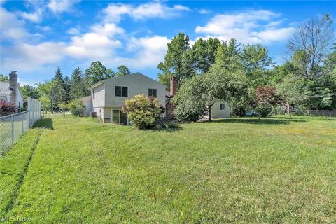 8564 Usher Rd, Olmsted Twp, OH 44138 photo 27