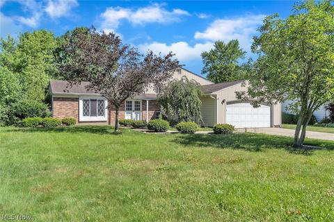 8564 Usher Rd, Olmsted Twp, OH 44138 photo 1