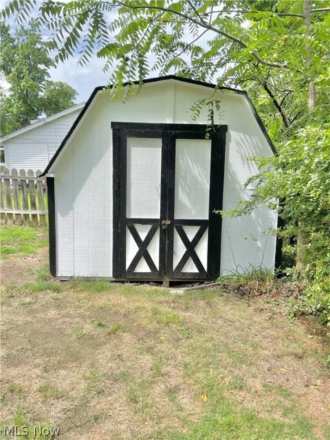 2480 Rockefeller Rd, Wickliffe, OH 44092 photo 25