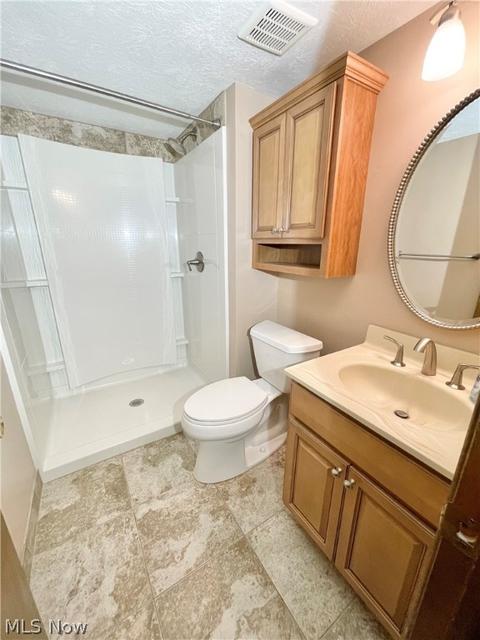 2480 Rockefeller Rd, Wickliffe, OH 44092 photo 18