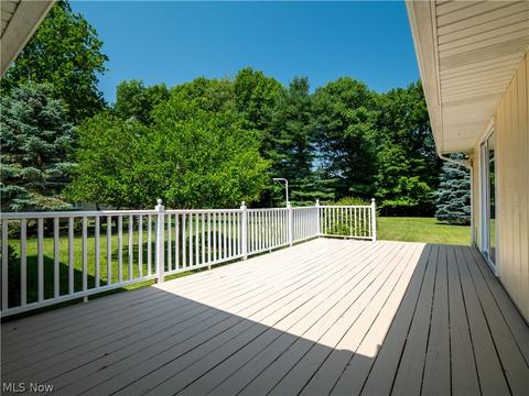 256 Crestview Dr, Elyria, OH 44035 photo 27