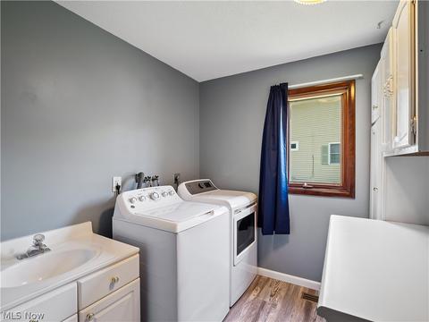 256 Crestview Dr, Elyria, OH 44035 photo 25
