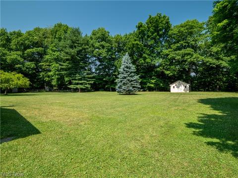 256 Crestview Dr, Elyria, OH 44035 photo 28