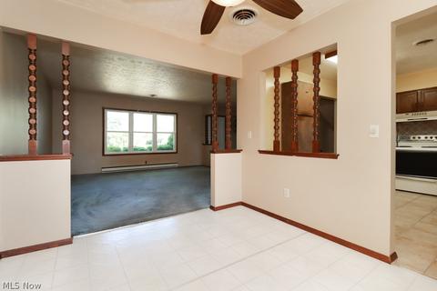 152 Valley Forge Cir, Elyria, OH 44035 photo 8